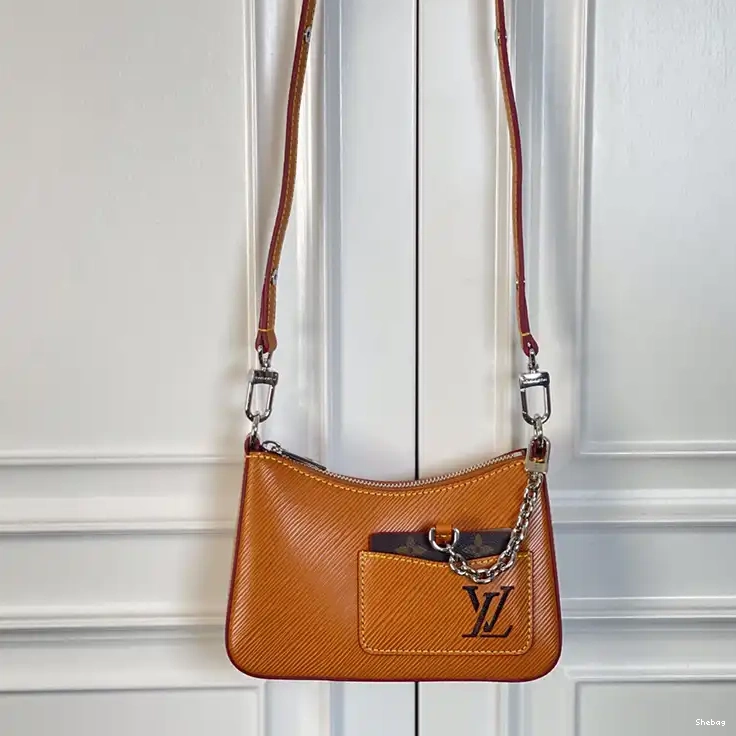 LV 2304DJ0073 Bag 0727